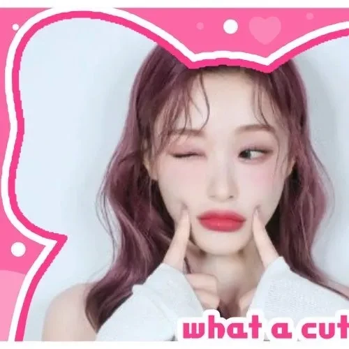 Signature photo of Gahyun (DREAMCATCHER) capturing their charm