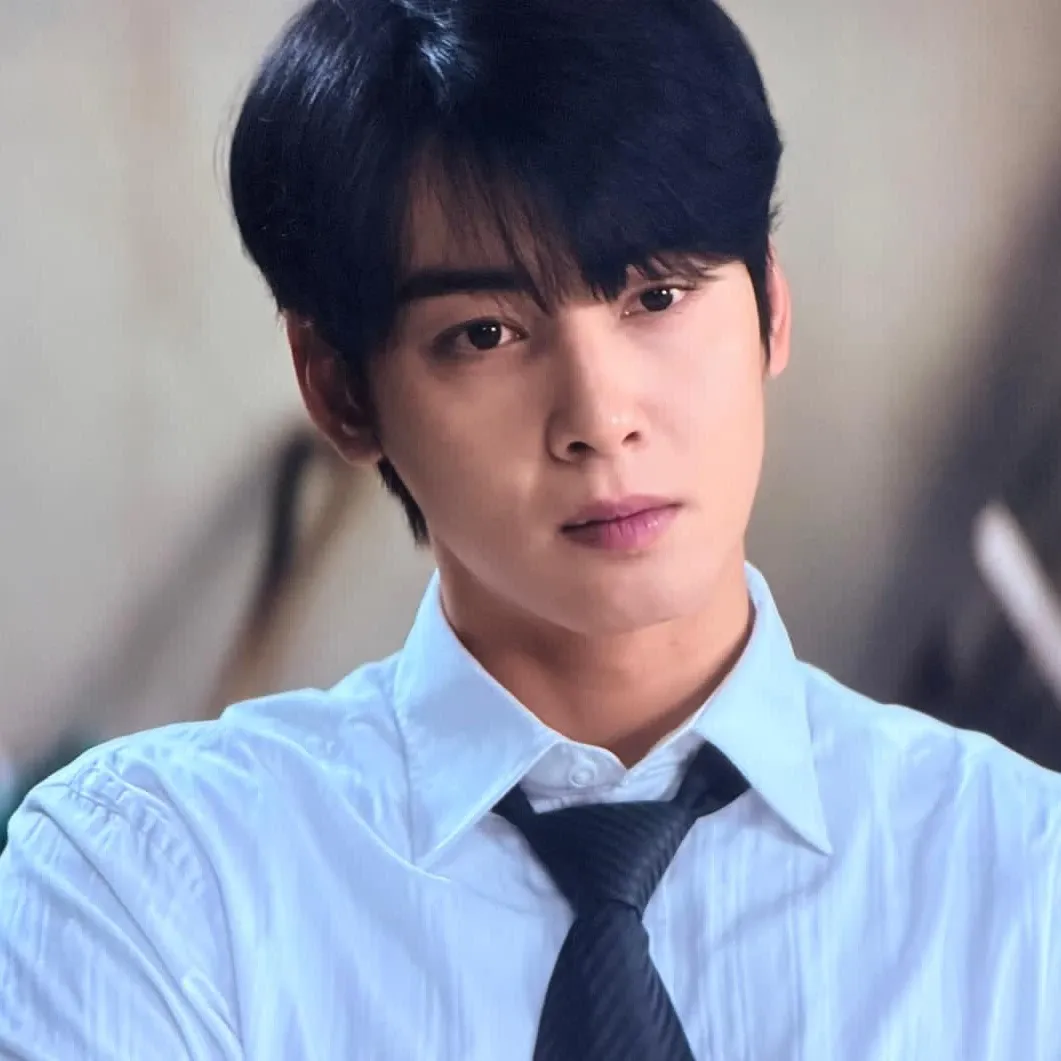 Recent activity shot of Eunwoo (ASTRO)