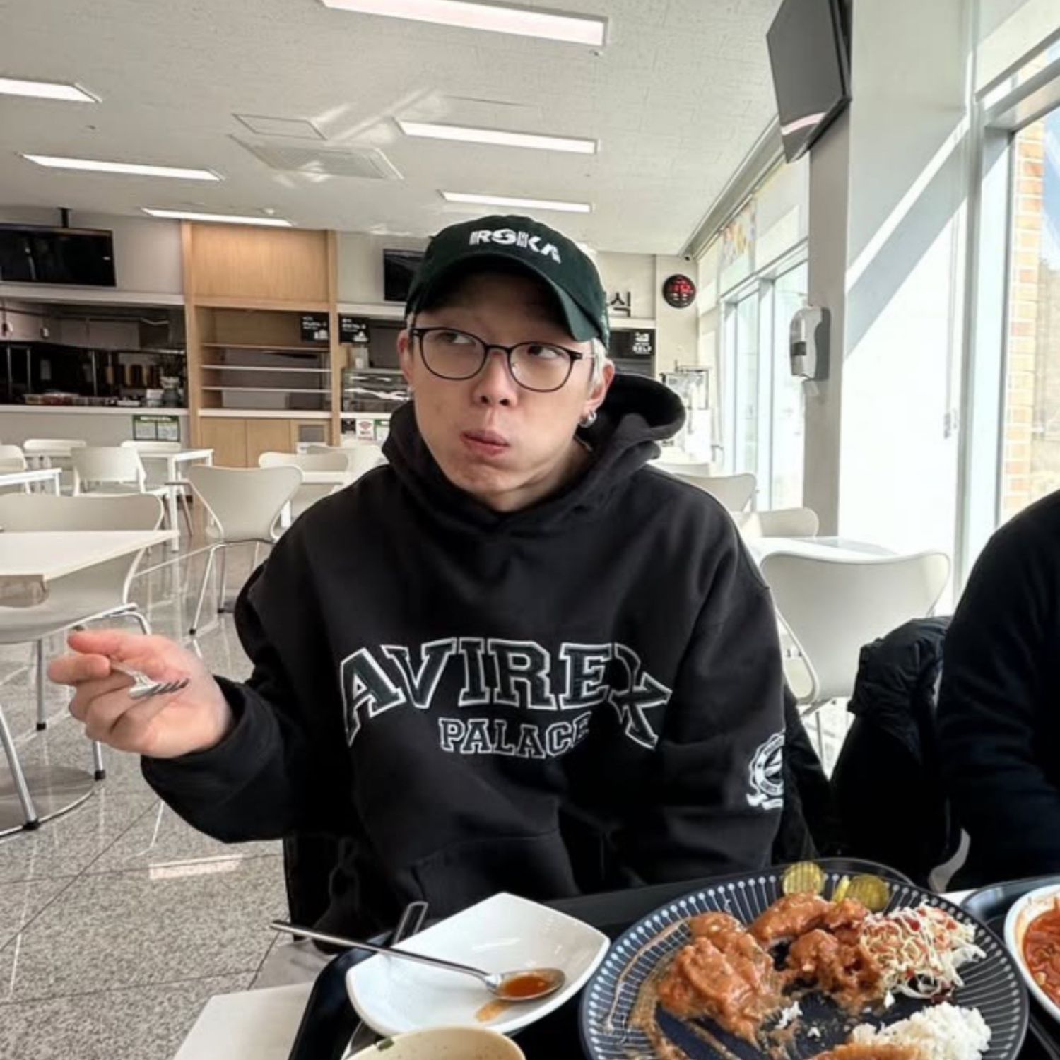 A moment captured by BOBBY (iKON)'s fan