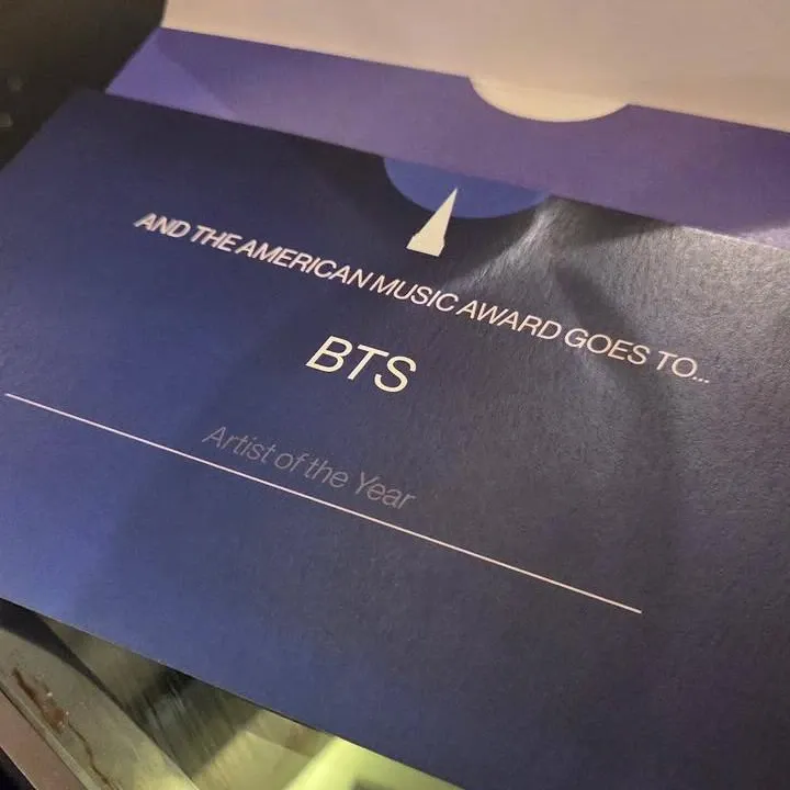 Today’s hot picks from the 방탄소년단 community