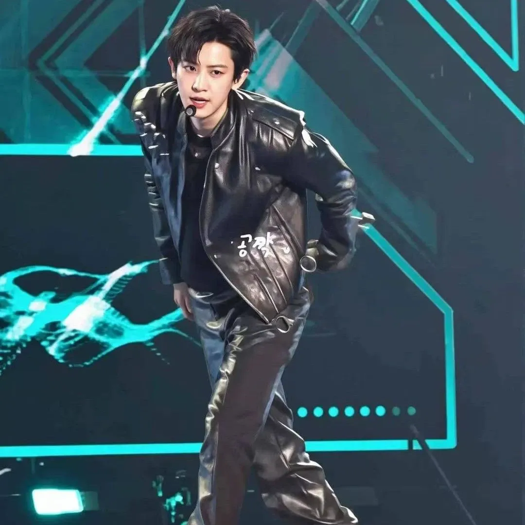 灿烈 (EXO)粉丝拍下的瞬间