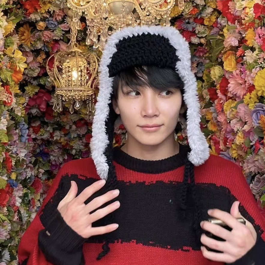 Recent activity shot of Jeonghan (SEVENTEEN)