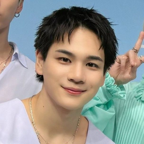 A moment captured by Mamehara Issei (JO1)'s fan