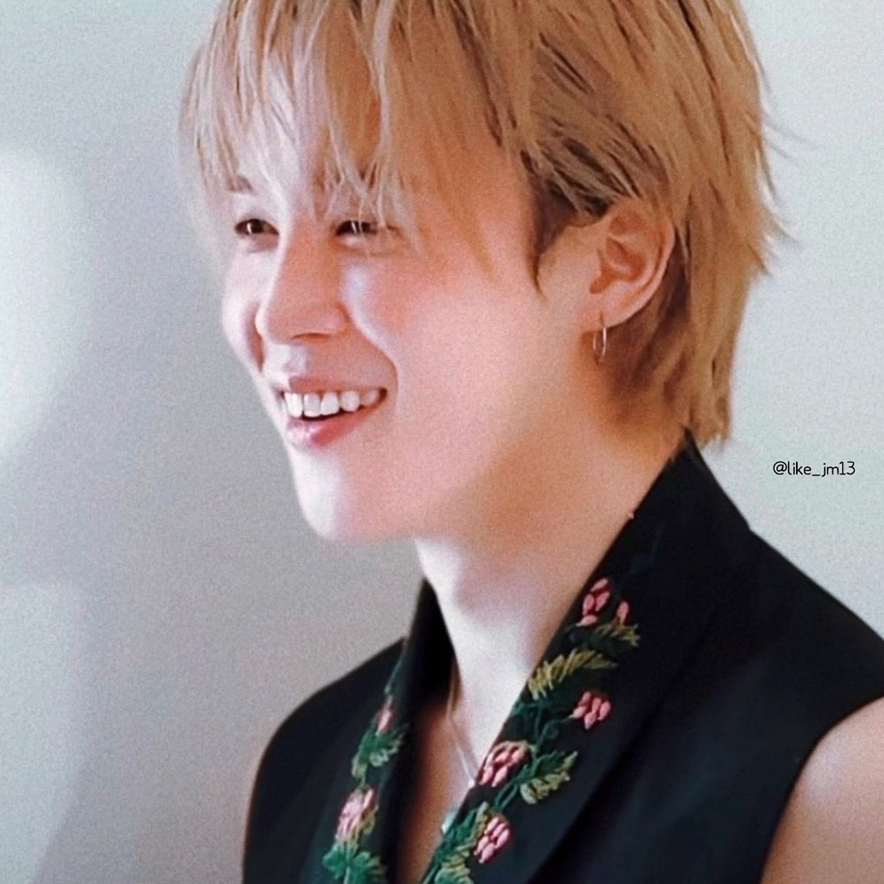 智旻 (防弹少年团)的最新照片