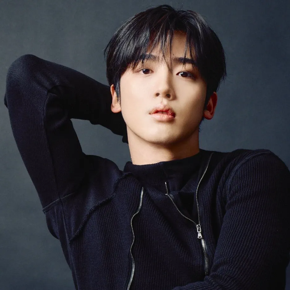 Behind-the-scenes cut of Kim Yohan (WEi)