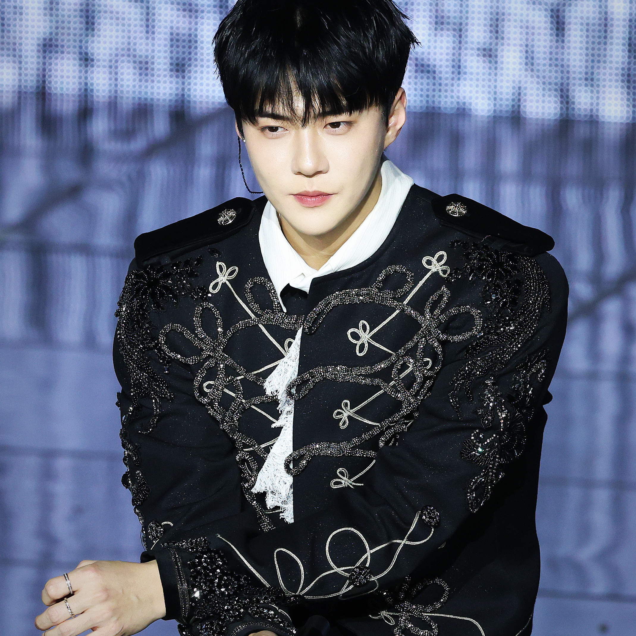 세훈 (EXO)의 최신 사진