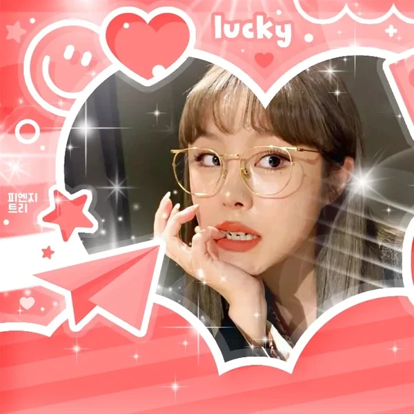 Signature photo of Wheein (MAMAMOO) capturing their charm