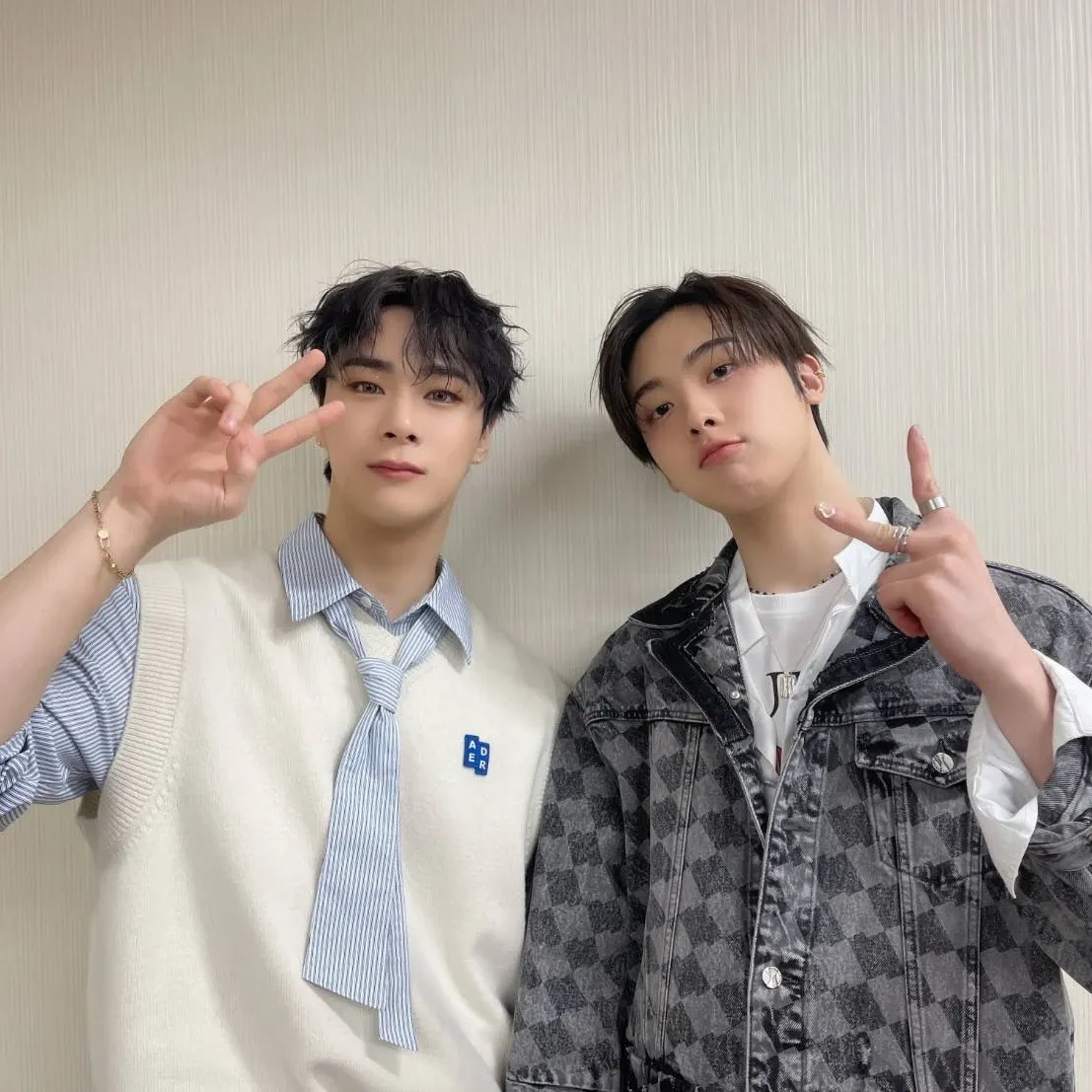 Latest photo of Moonbin (ASTRO)