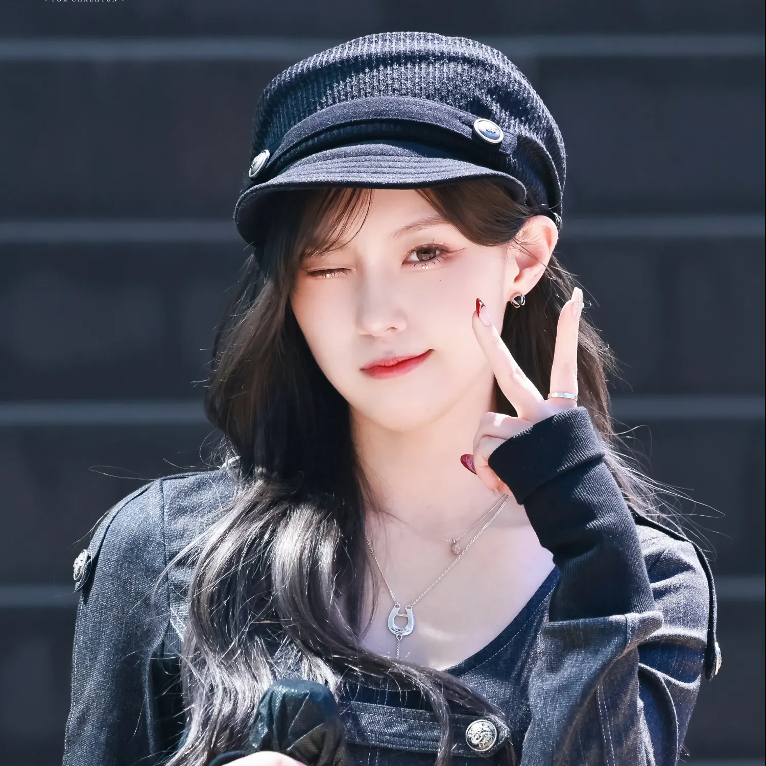 キム・チェヒョン (Kep1er)の舞台裏ショット