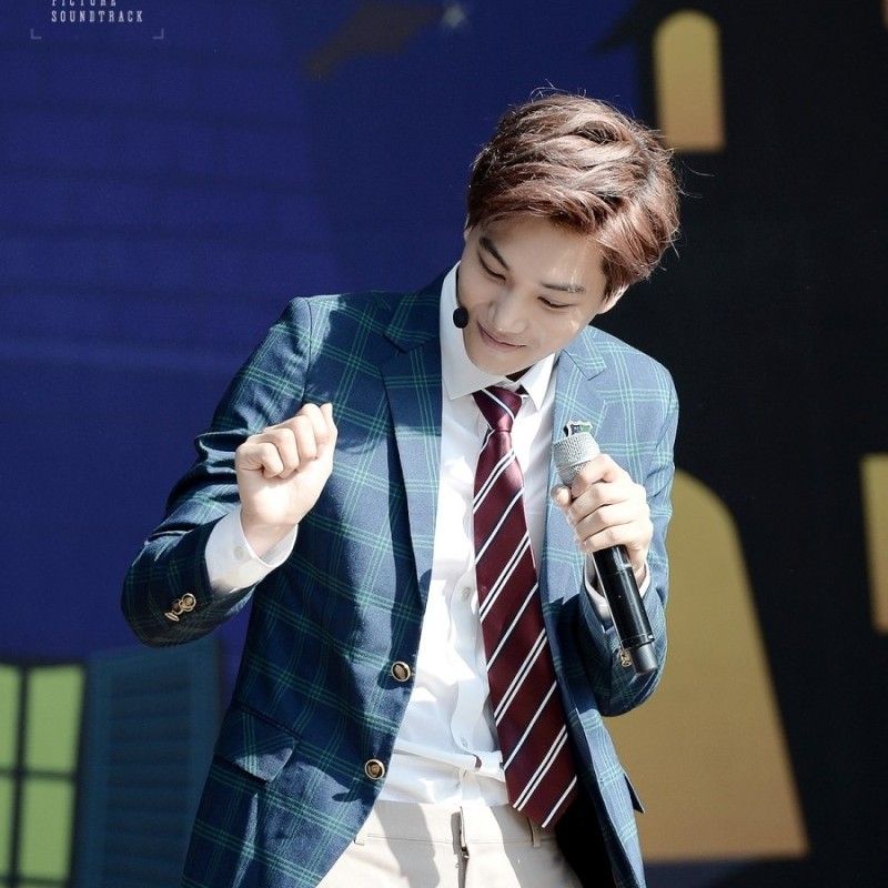 Kai (EXO)的最新照片