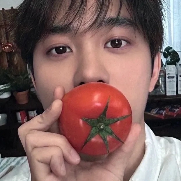 디오 (EXO) 최근 활동샷