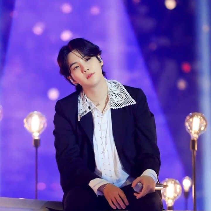 슈가 (방탄소년단)의 최신 사진