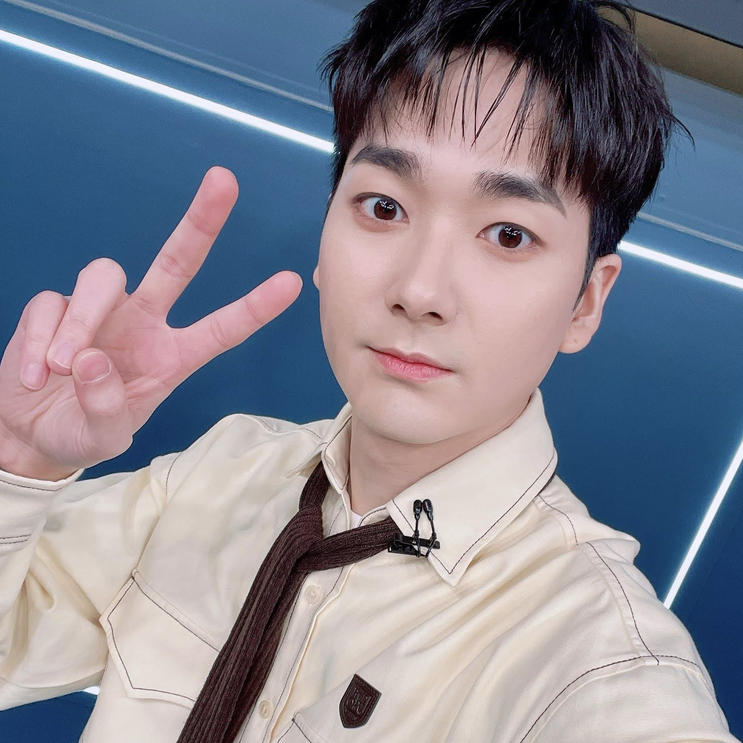 A moment captured by Aron's fan