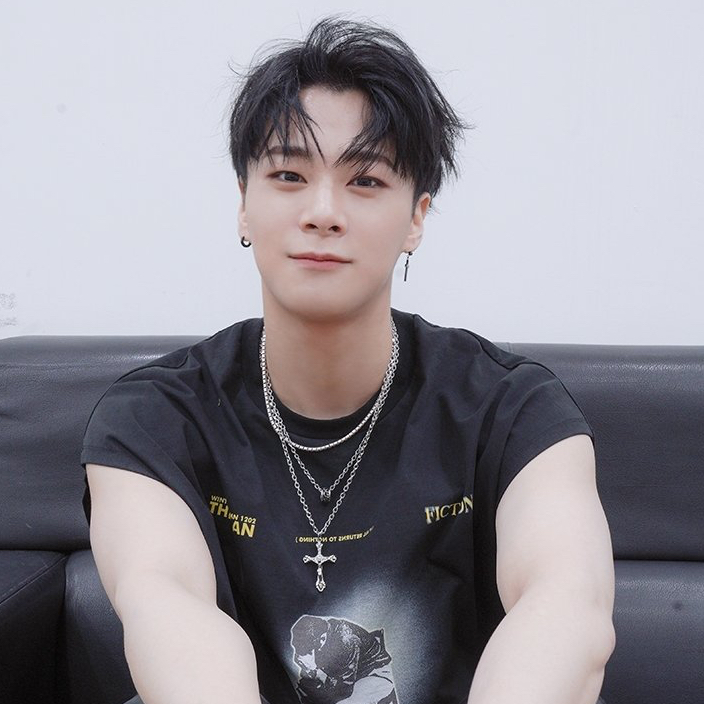 A moment captured by Moonbin (ASTRO)'s fan