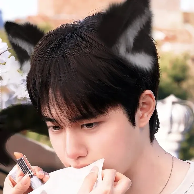 디오 (EXO) 최근 활동샷