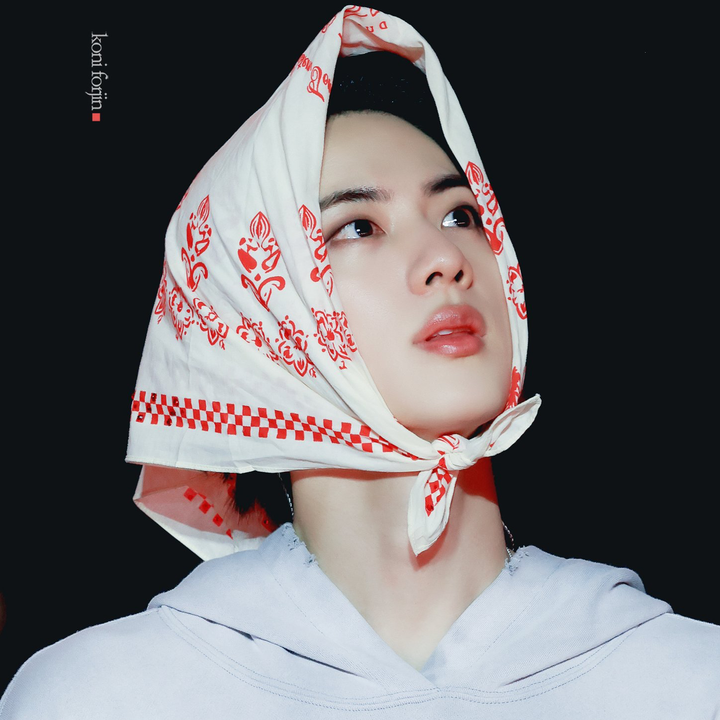 Behind-the-scenes cut of Jin (BTS)