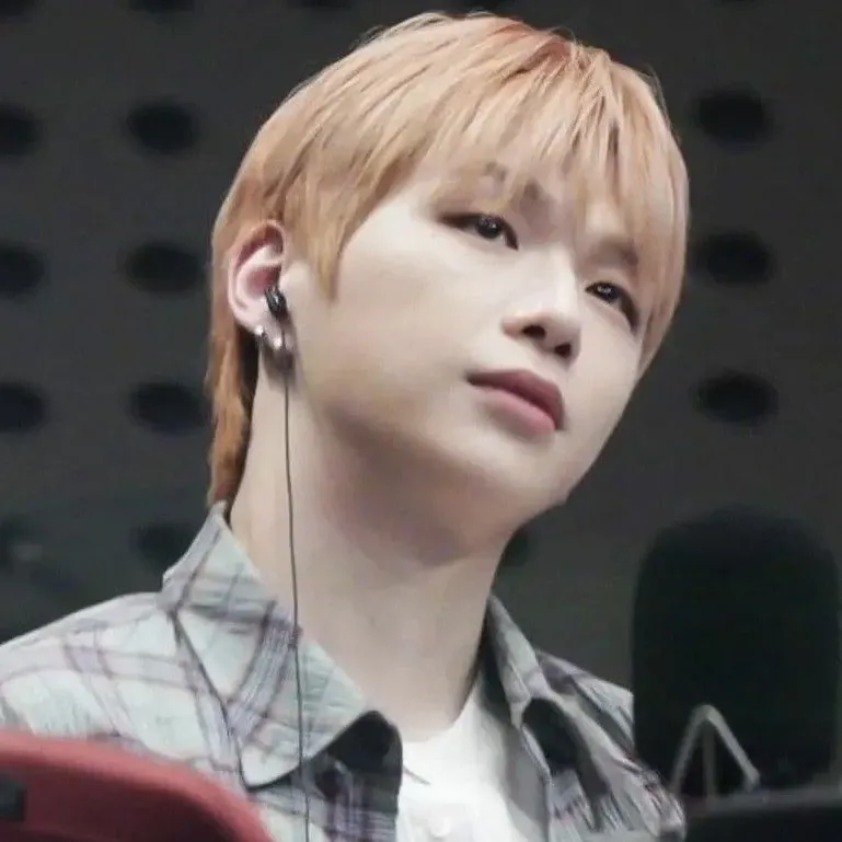 Recent activity shot of Kang Daniel
