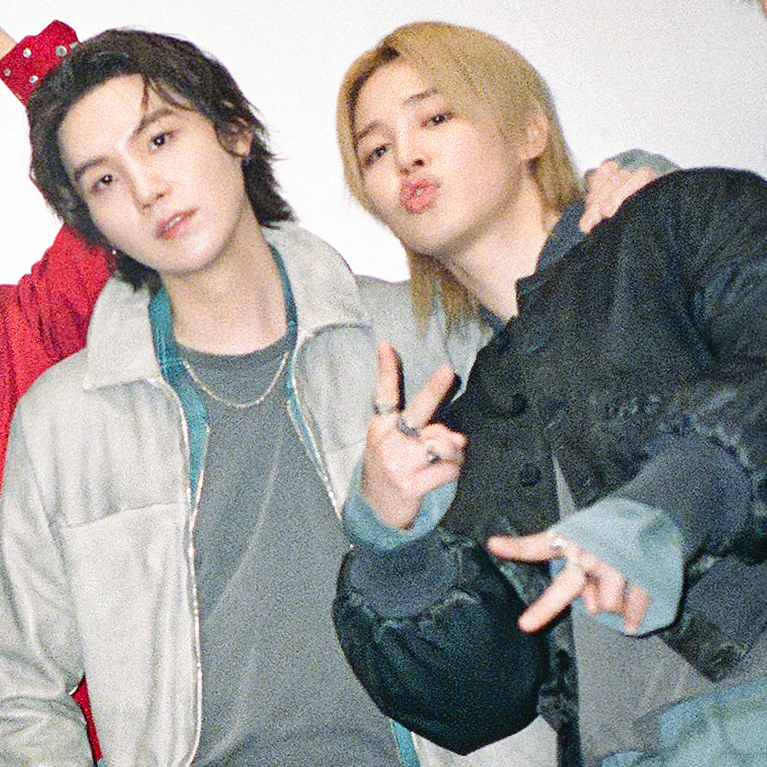 Foto aktivitas terbaru SUGA (BTS)