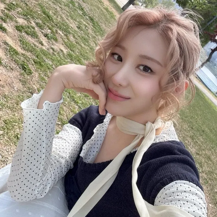 李彩演的最新活动照片