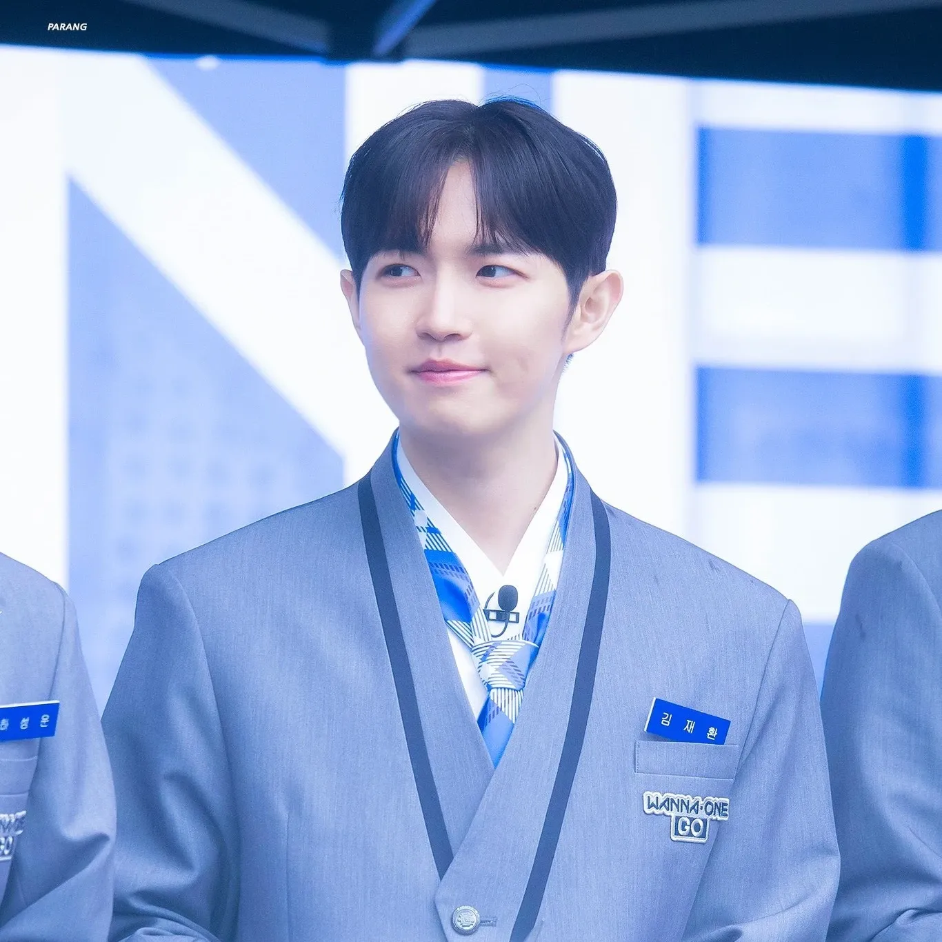 金在奐粉絲拍下的瞬間