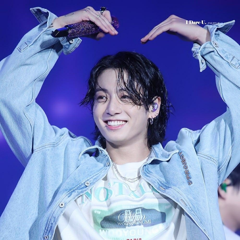 Latest photo of Jungkook (BTS)