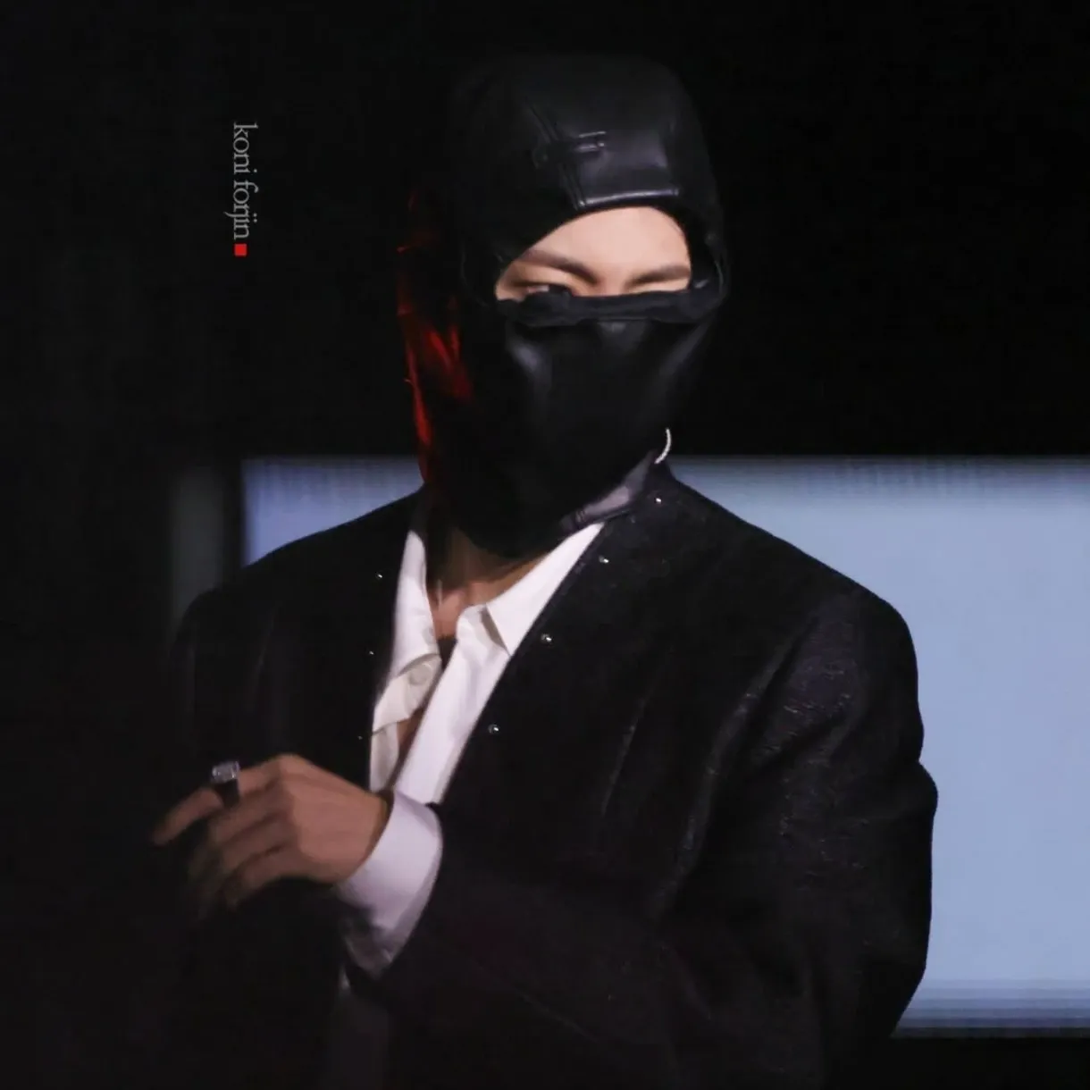 Behind-the-scenes cut of Jin (BTS)