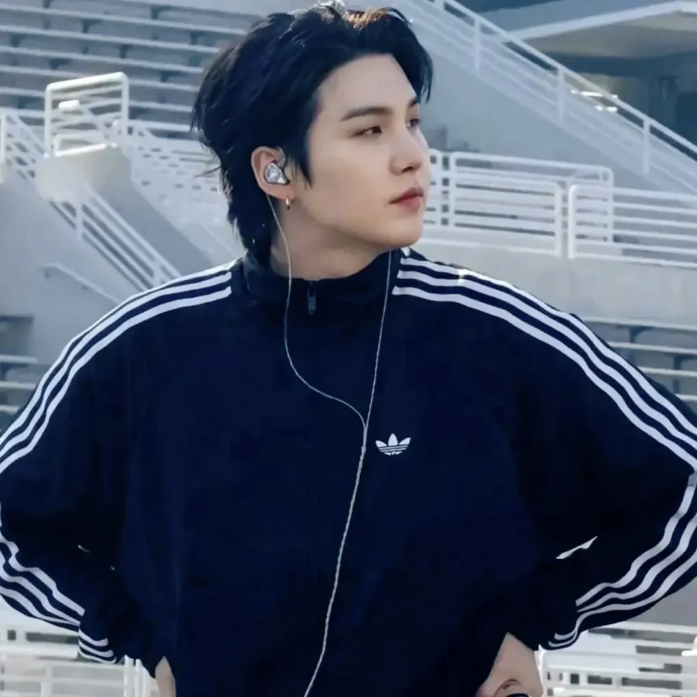 Momen yang diabadikan oleh penggemar SUGA (BTS)