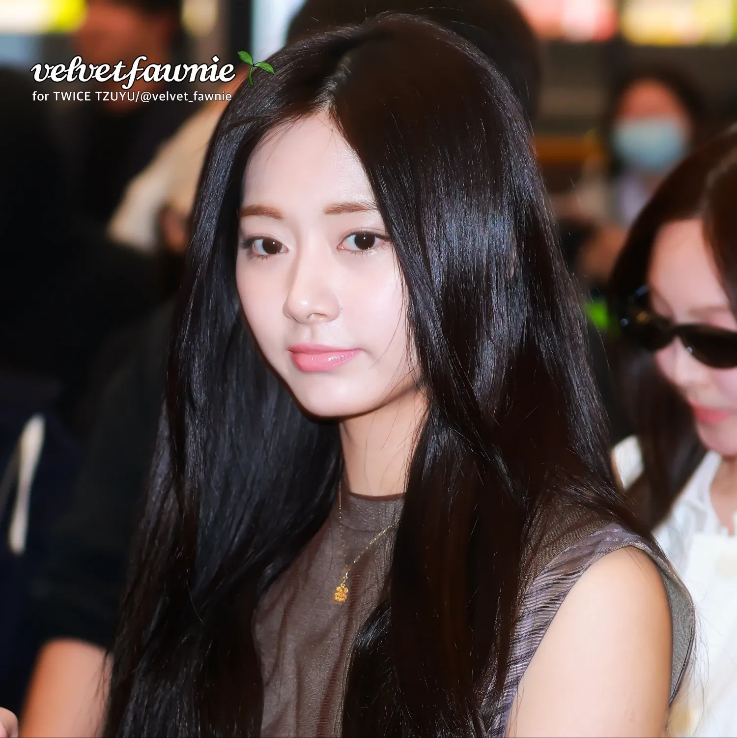 Momen yang diabadikan oleh penggemar Tzuyu (TWICE)