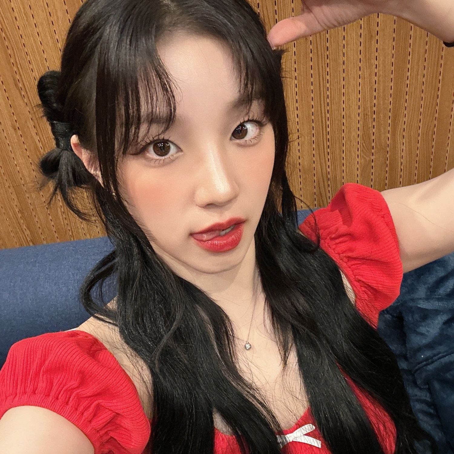 Latest photo of Yuqi (i-dle)