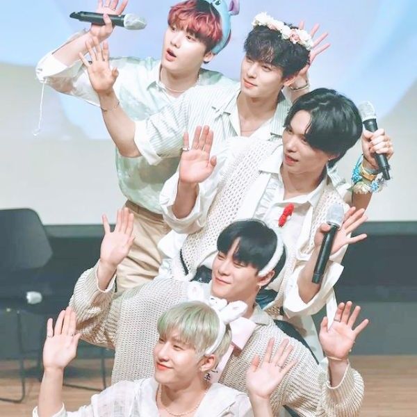 아스트로의 비하인드 컷