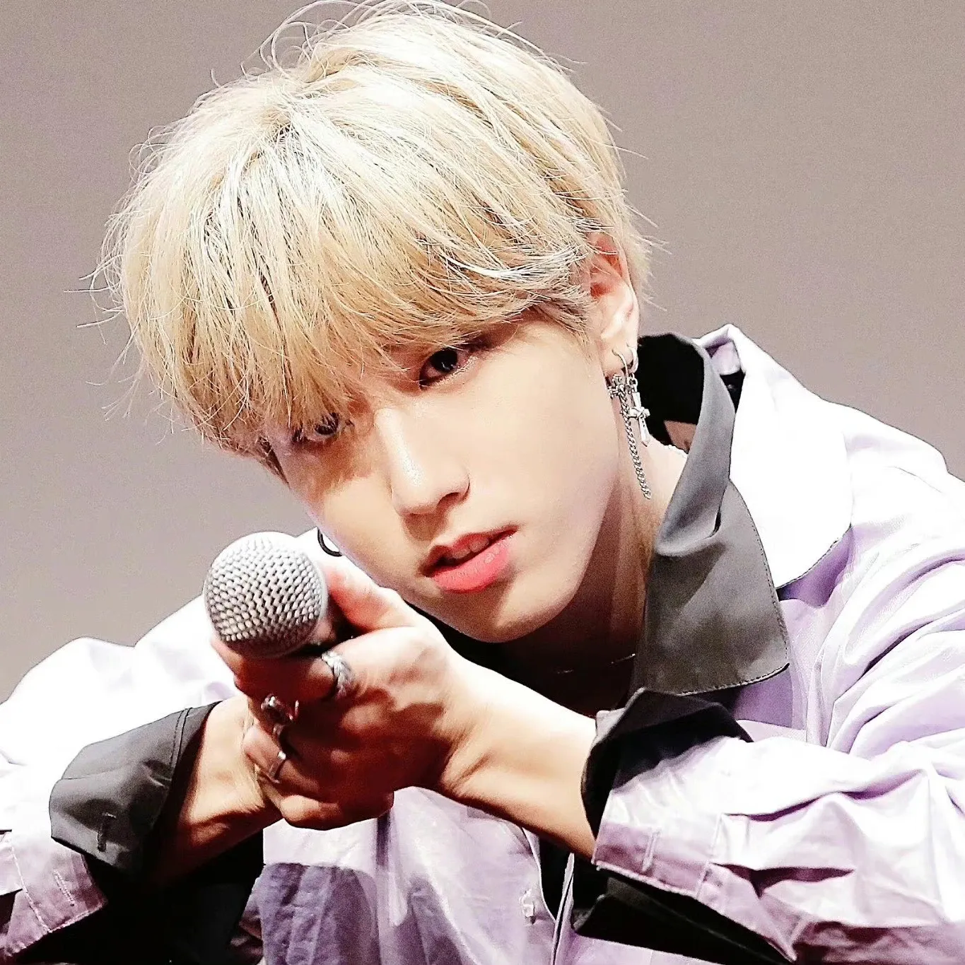 Latest photo of HAN (Stray Kids)