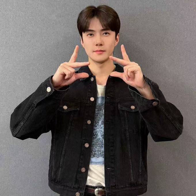 세훈 (EXO) 최근 활동샷