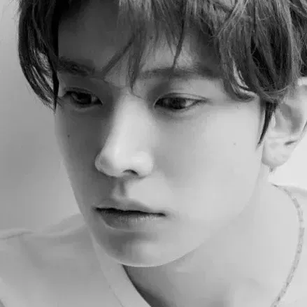 Foto terbaru Heeseung