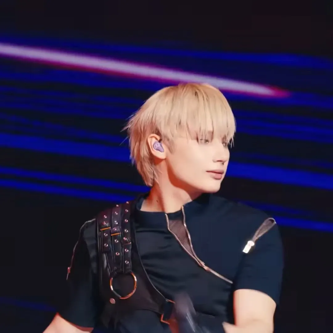 Latest photo of HueningKai (TOMORROW X TOGETHER)