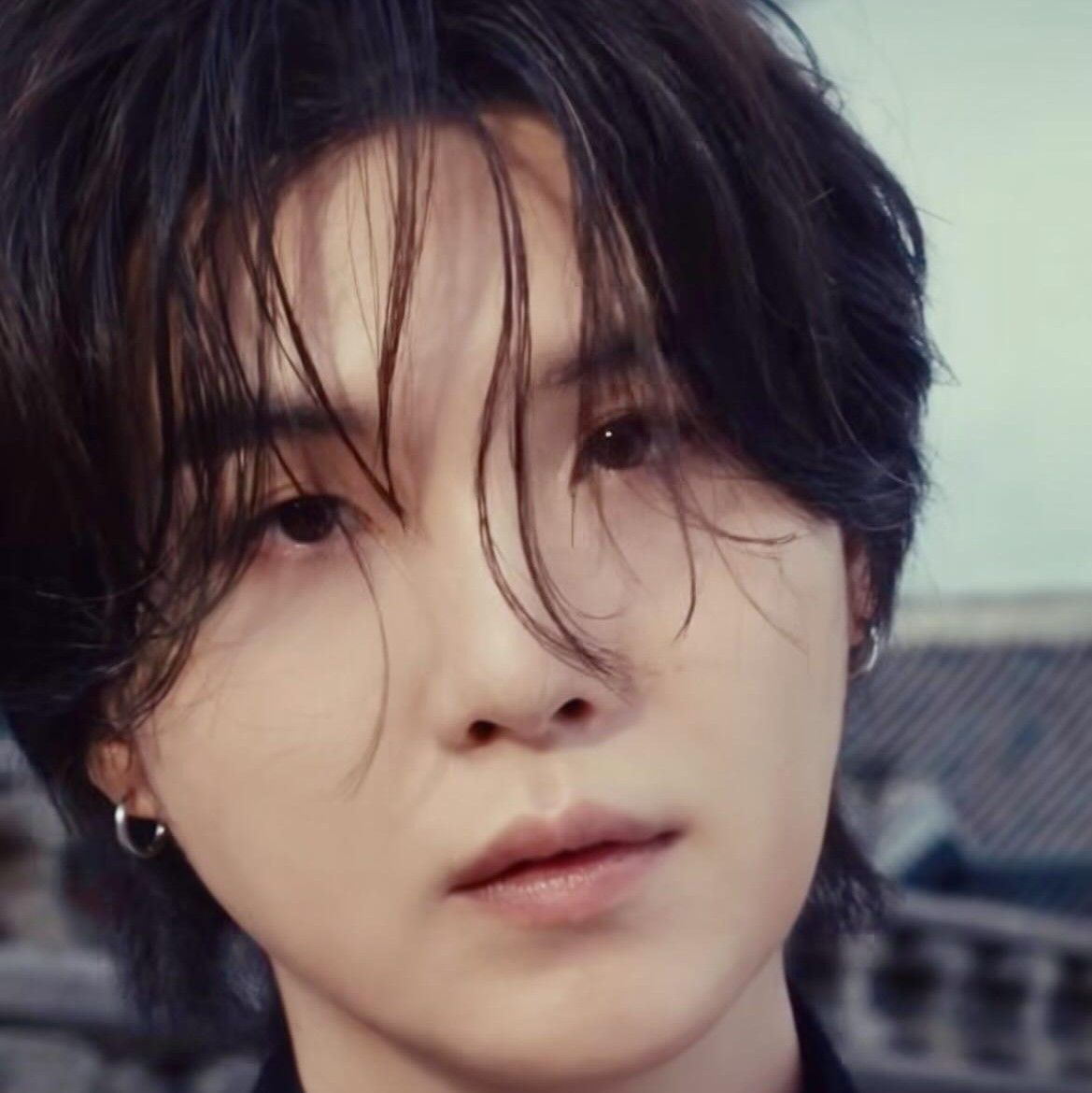 슈가 (방탄소년단)의 최신 사진