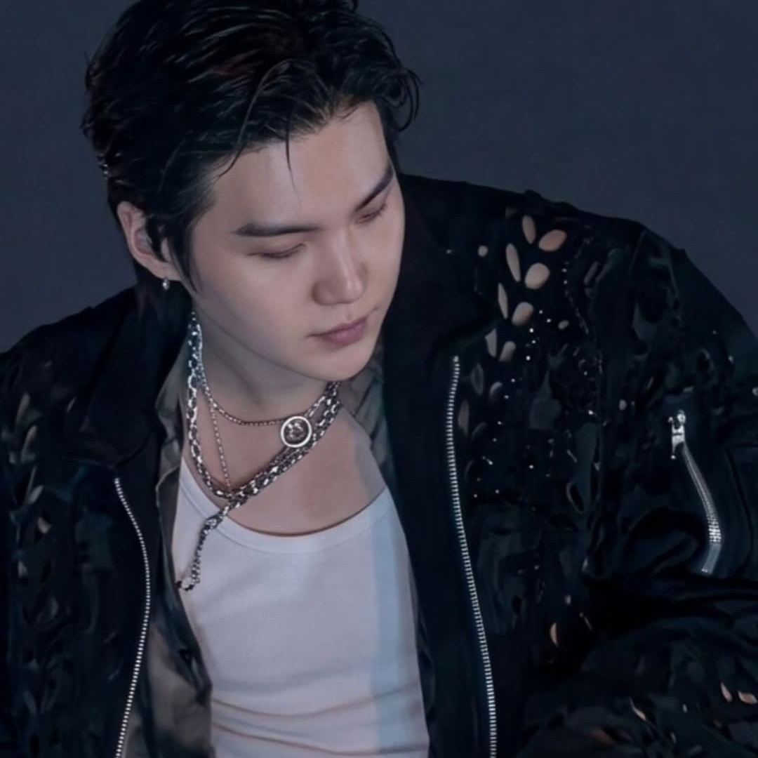 슈가 (방탄소년단)의 최신 사진