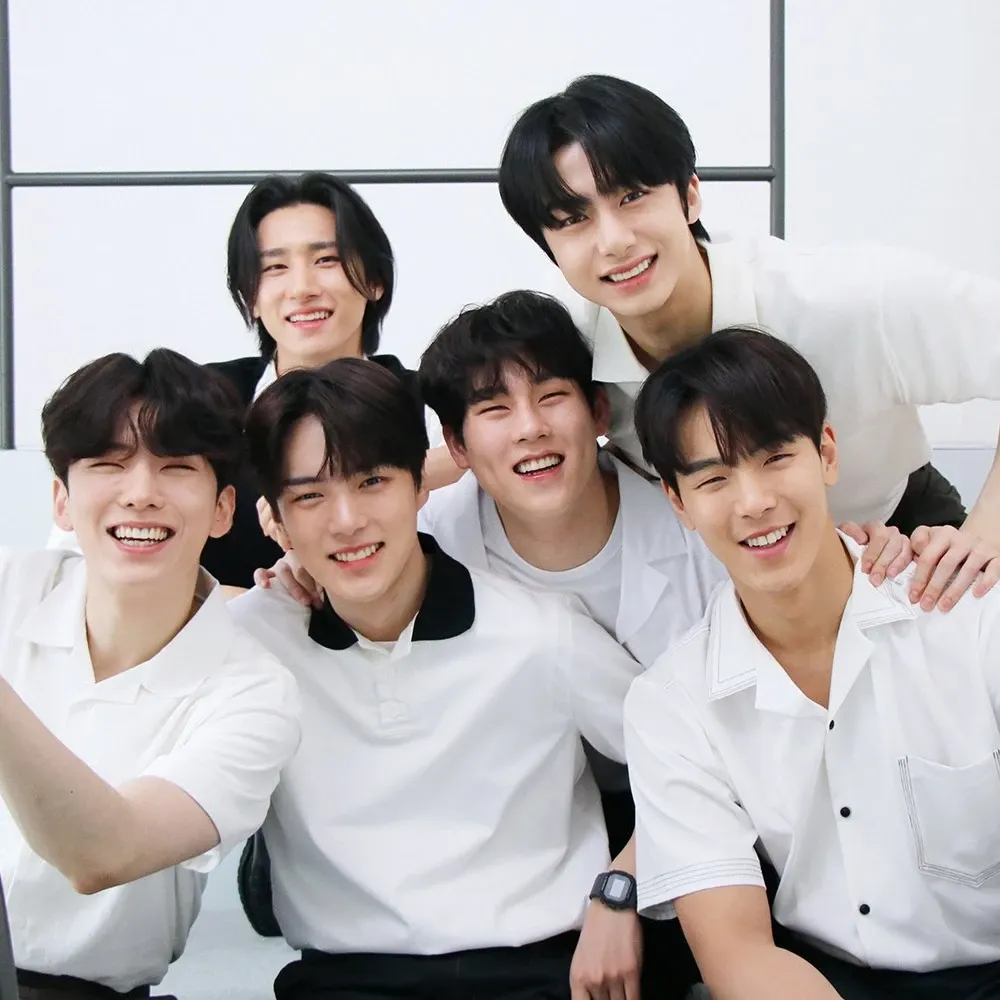 Foto terbaru MONSTA X