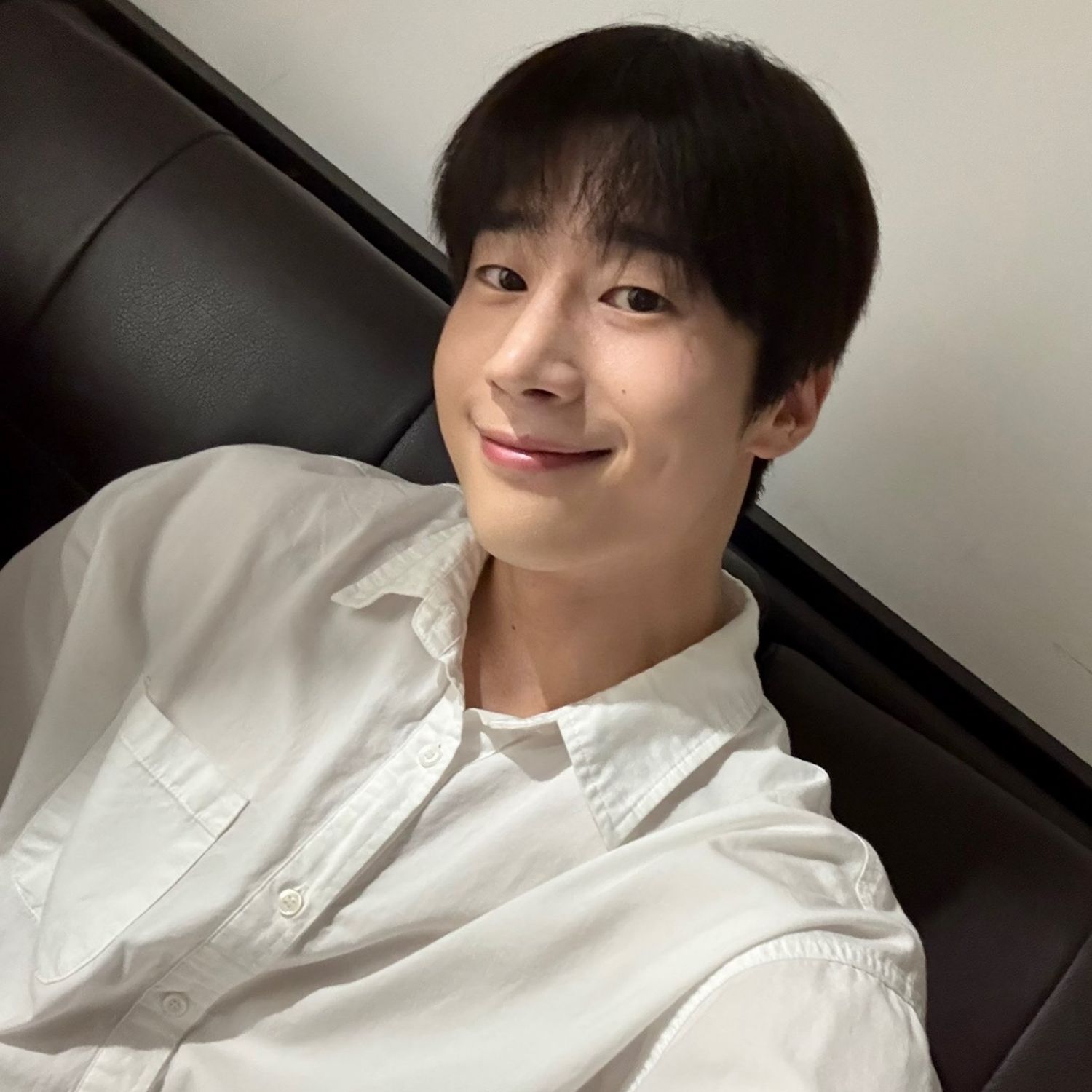 Recent activity shot of Han Seungwoo
