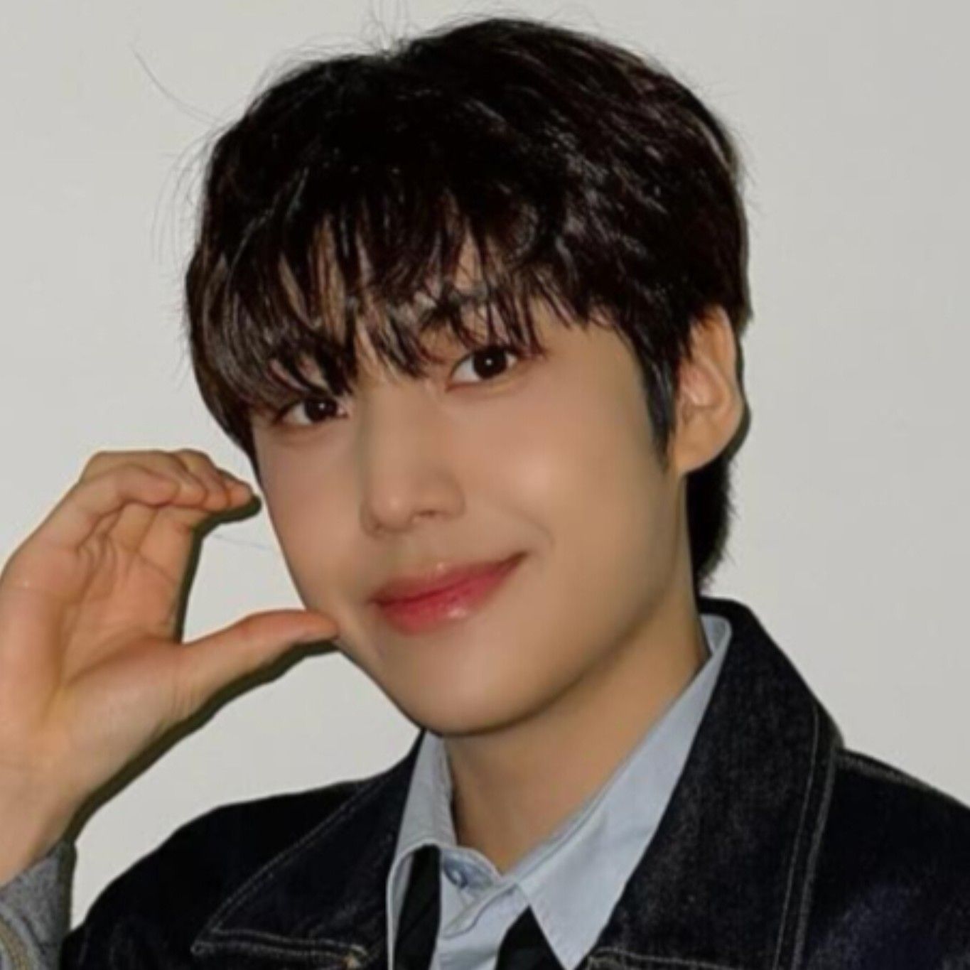 Recent activity shot of Lee Eunsang (YOUNITE)