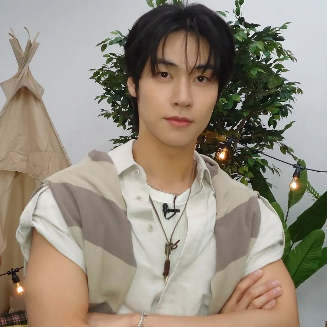 Behind-the-scenes cut of Lee Seunghyup (N.Flying)