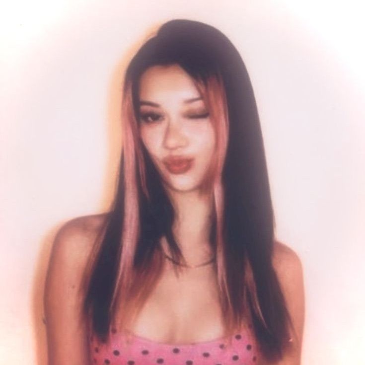 Behind-the-scenes cut of KATSEYE