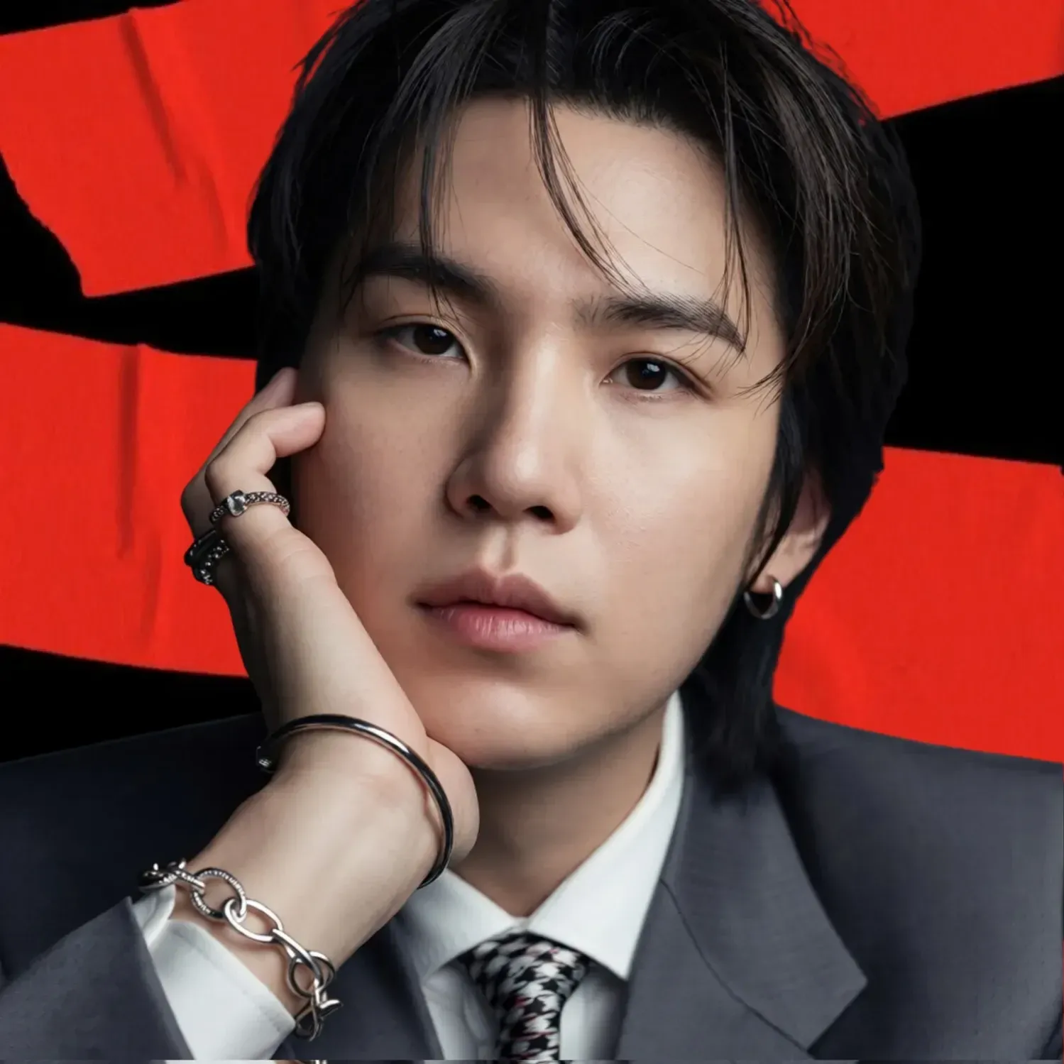 SUGA (防彈少年團)的最新照片