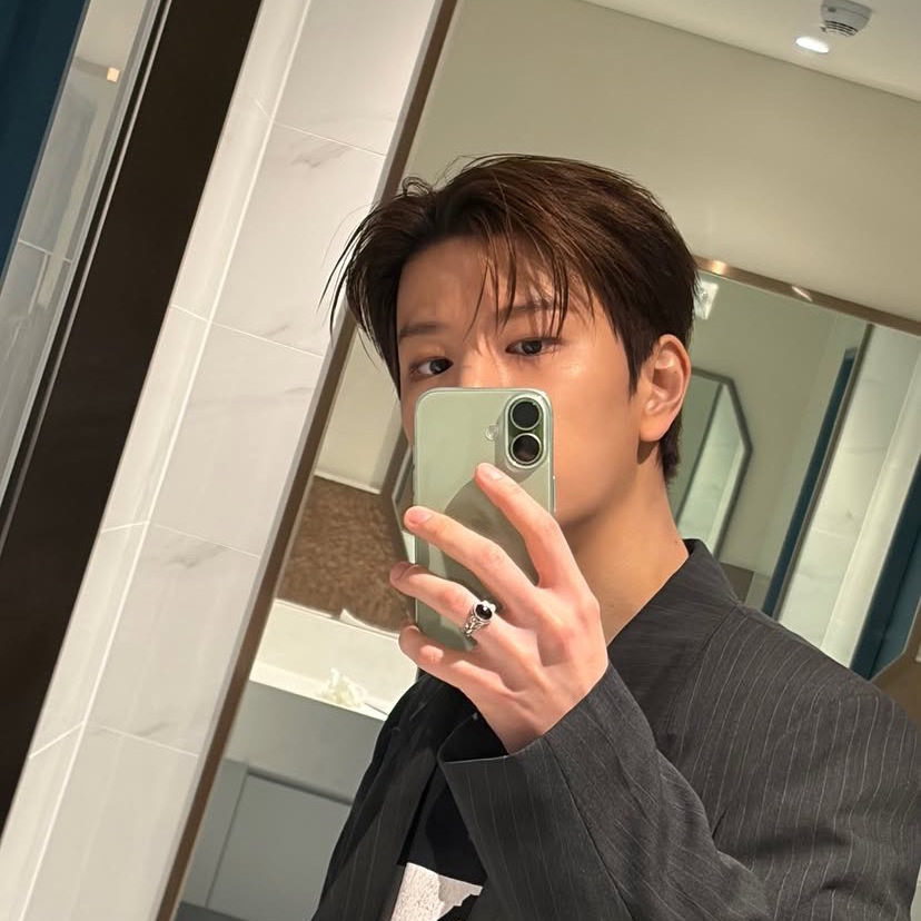 Latest photo of Seungmin (Stray Kids)