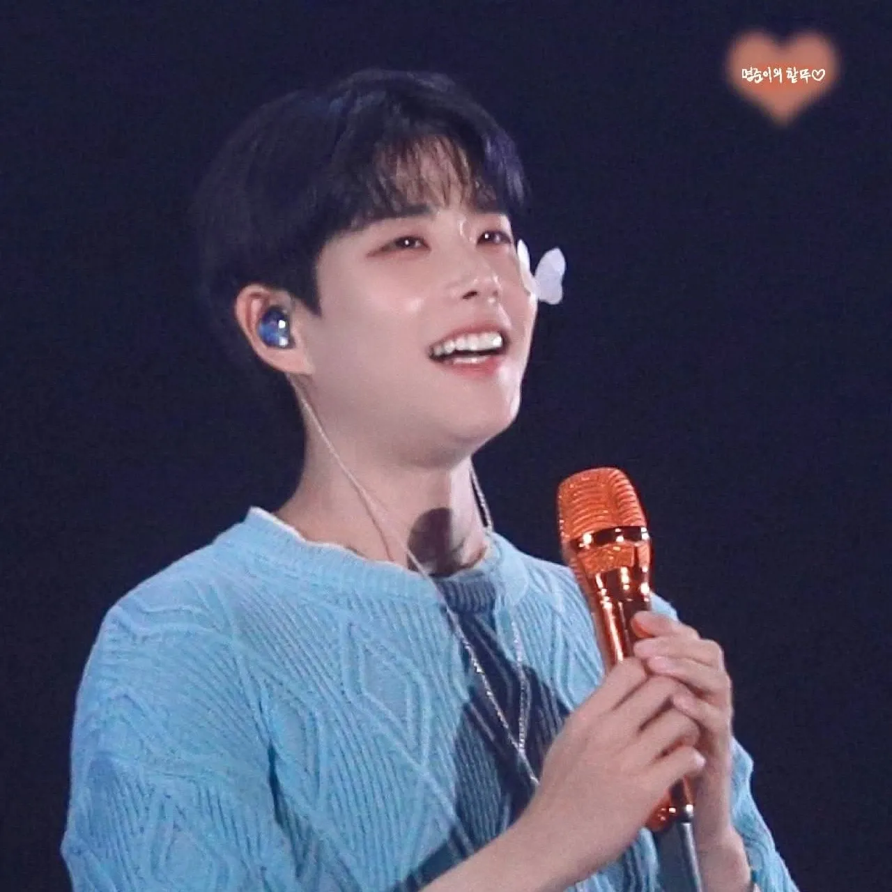 아스트로의 최신 사진