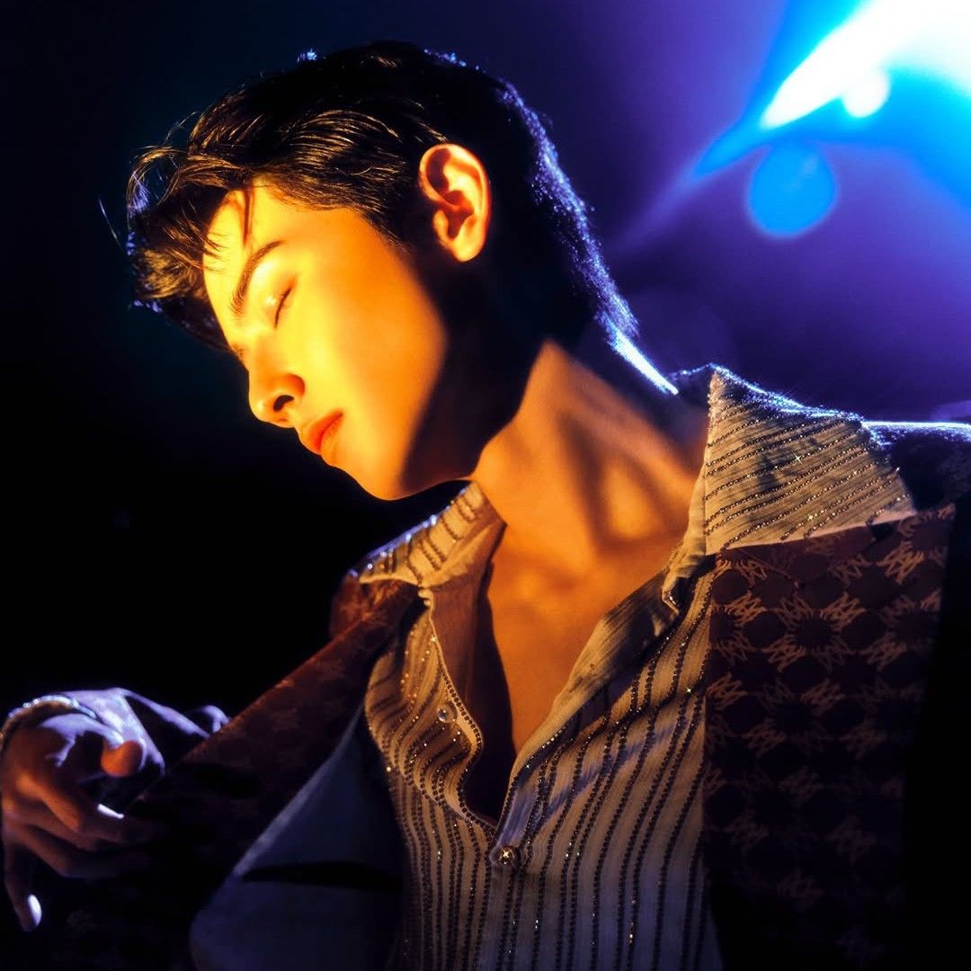 A moment captured by Eunwoo (ASTRO)'s fan