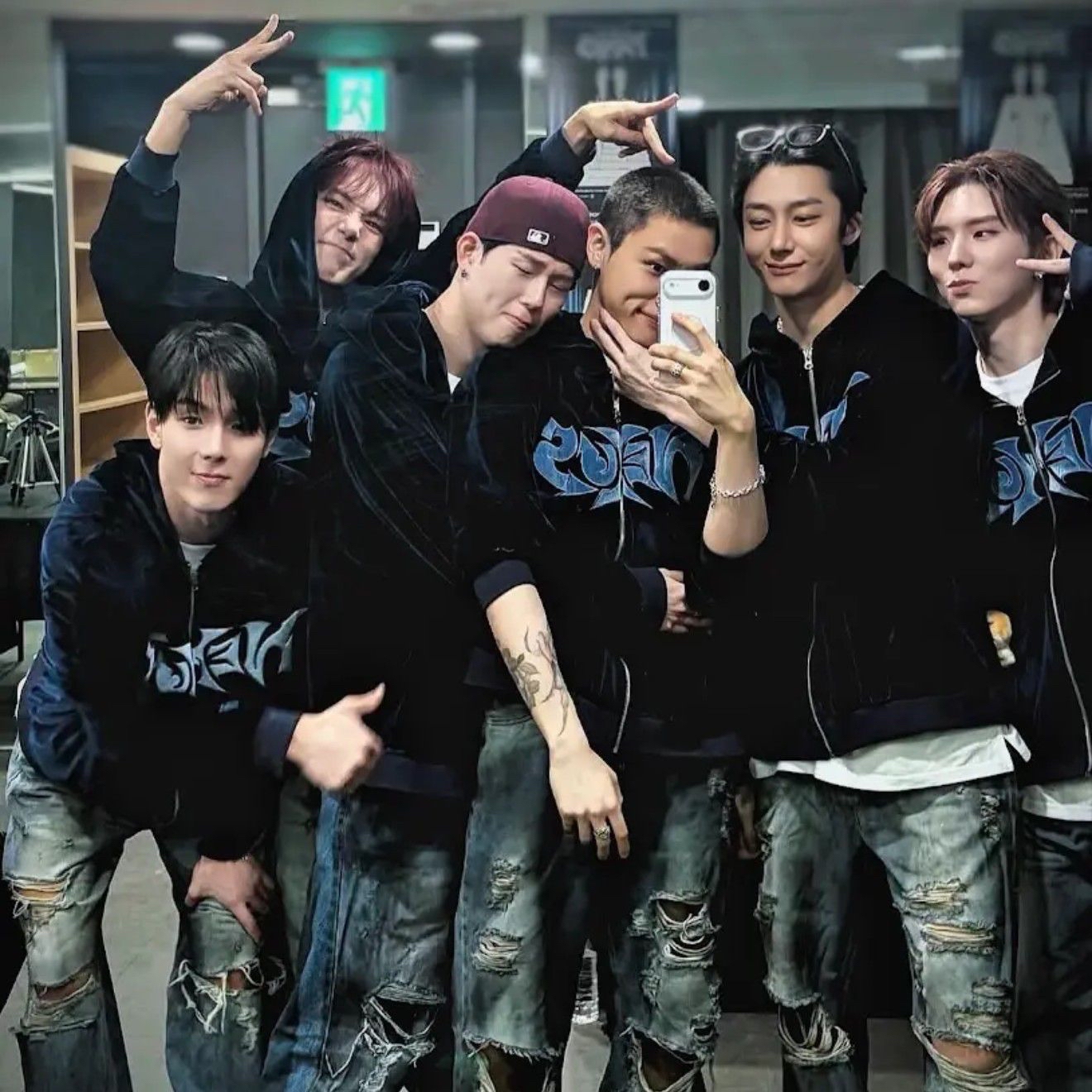 몬스타엑스의 비하인드 컷