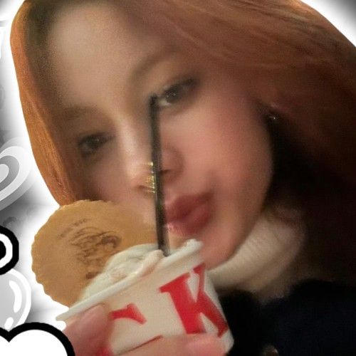 A moment captured by Nina (NiziU)'s fan