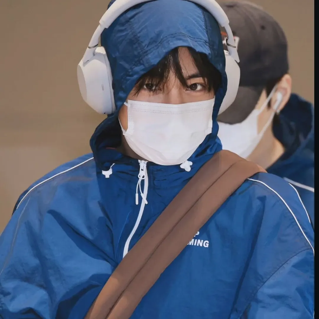 V (BTS)の最新写真