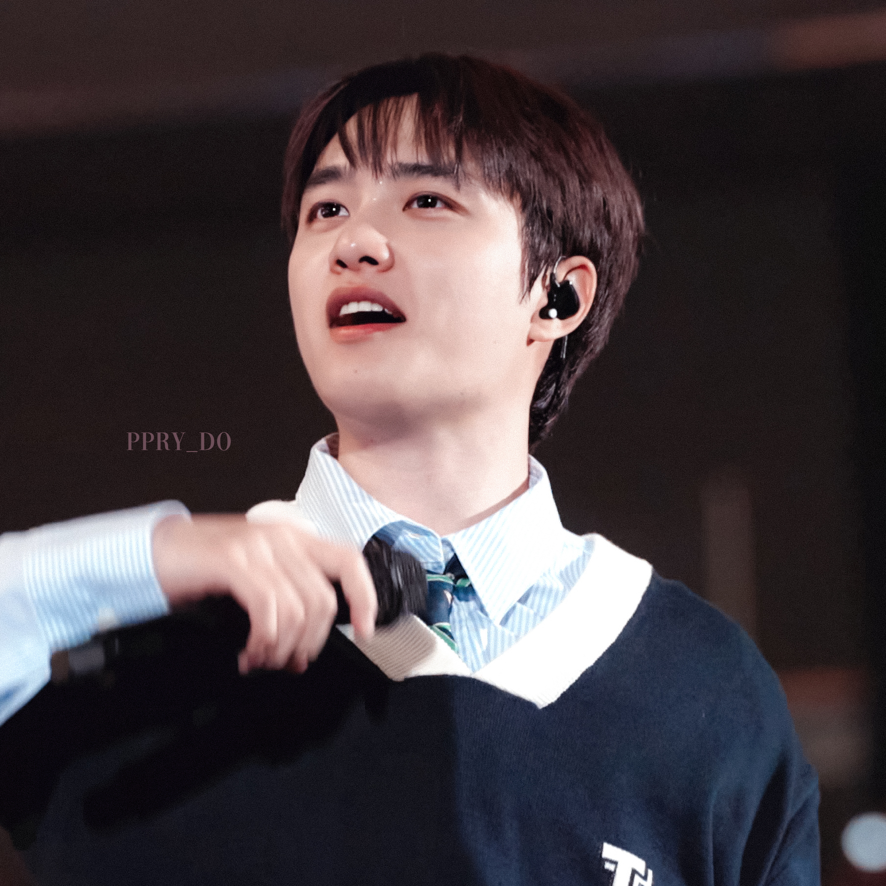 Foto aktivitas terbaru D.O. (EXO)