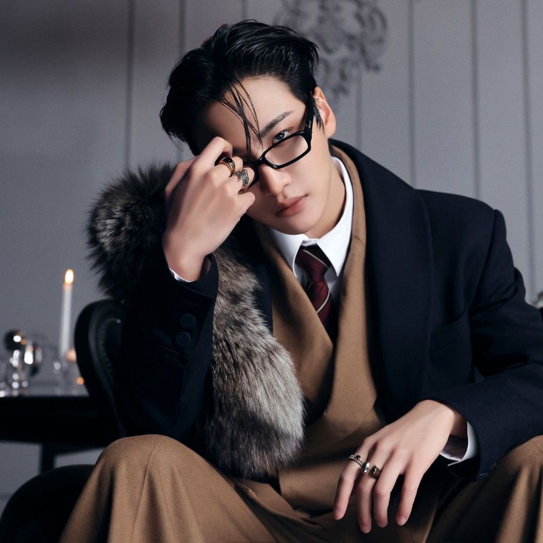 Latest photo of Seonghwa (ATEEZ)